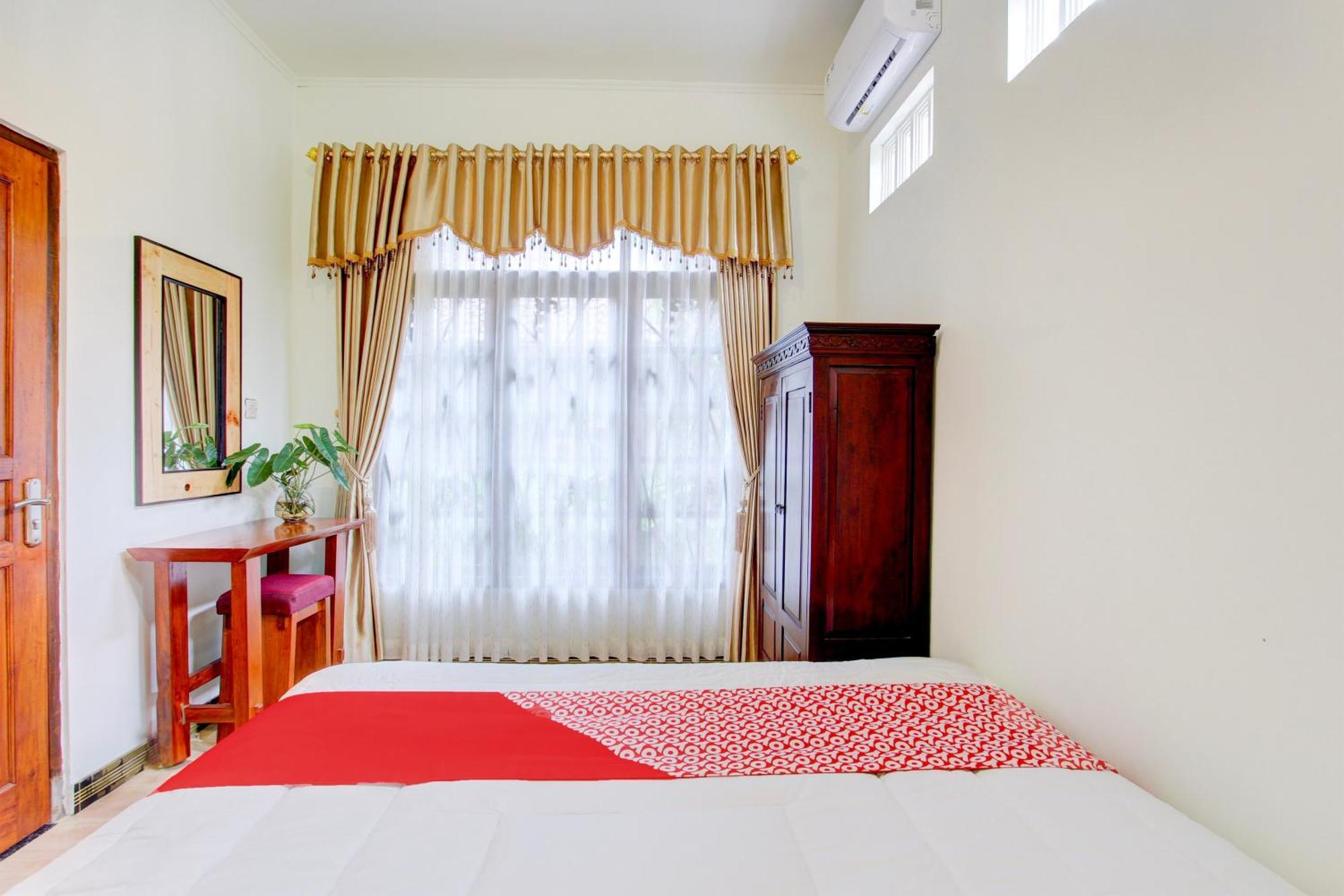 Hotel Oyo 93789 Mbah Carik Syari'ah Magelang