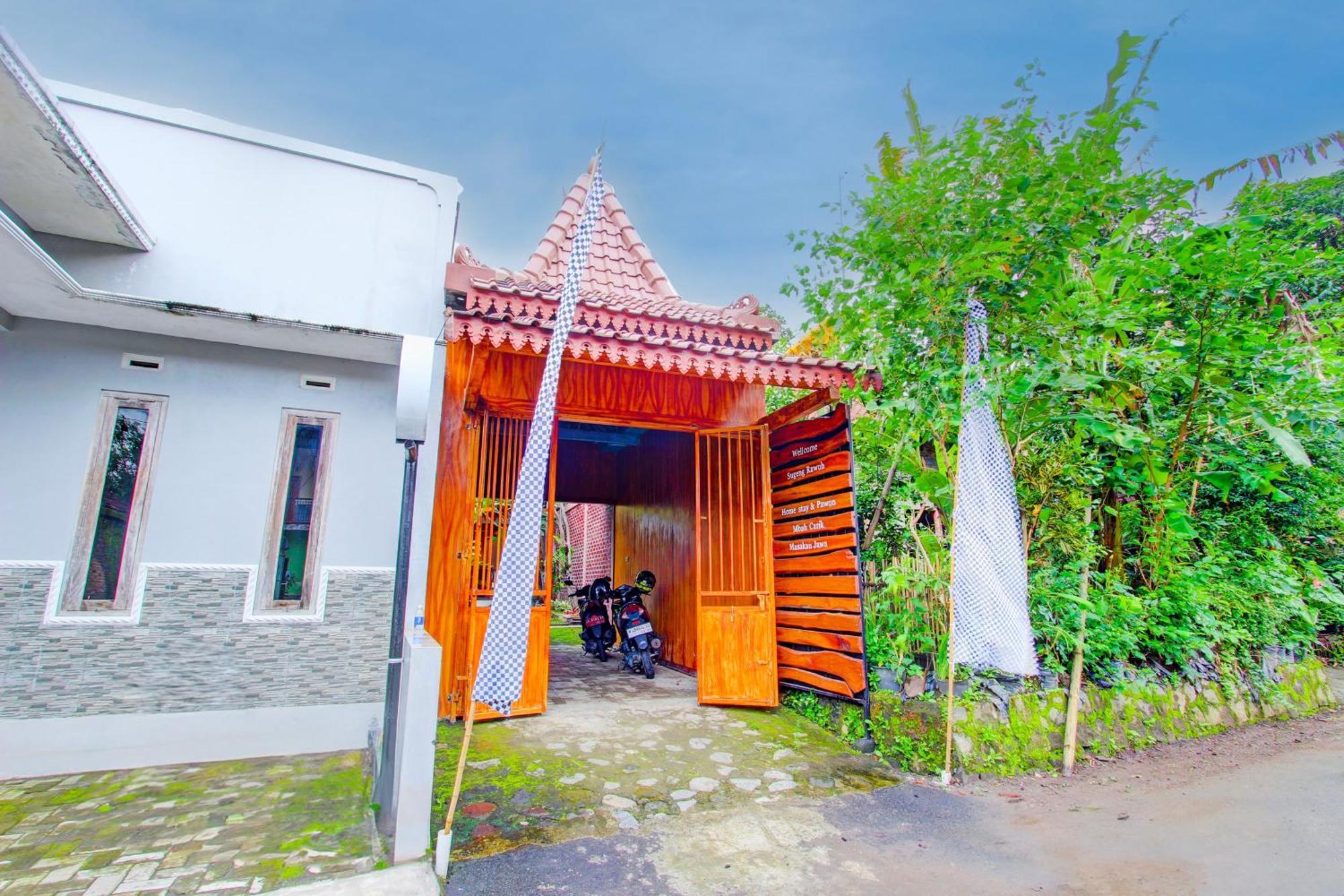 Oyo 93789 Mbah Carik Syari'ah Magelang